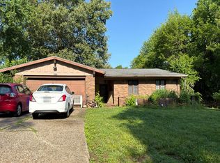 4577 Pine Dr, Newburgh, IN 47630