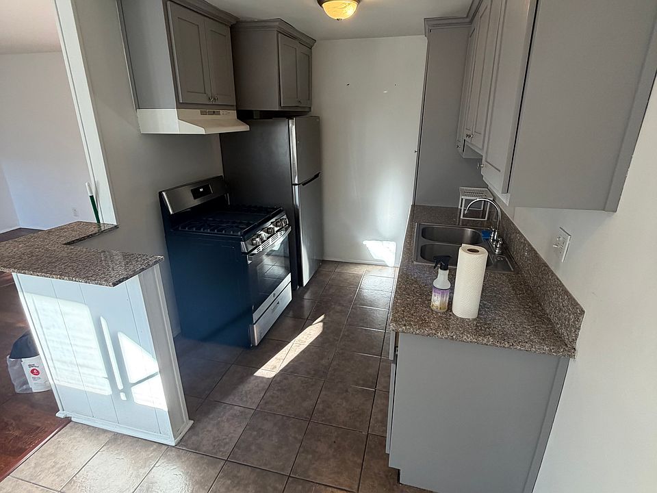1st image of 749 N Vendome St APT 2