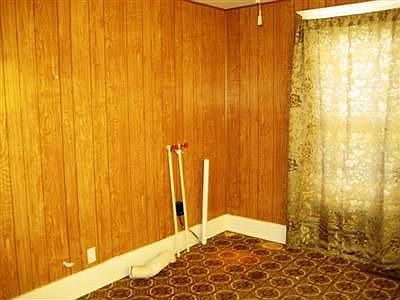5th image of 1024 N Pennsylvania Ave