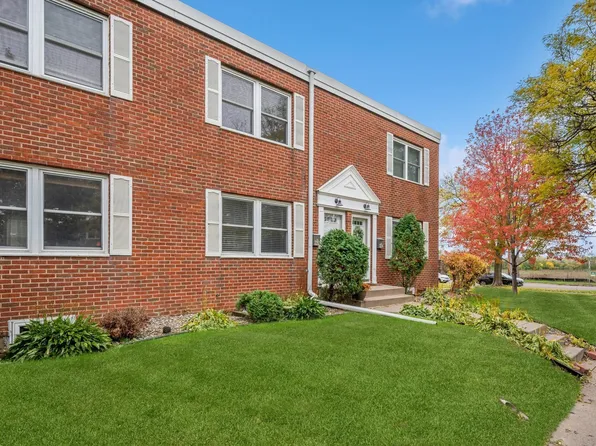 2052 Montreal Ave, Saint Paul, MN 55116