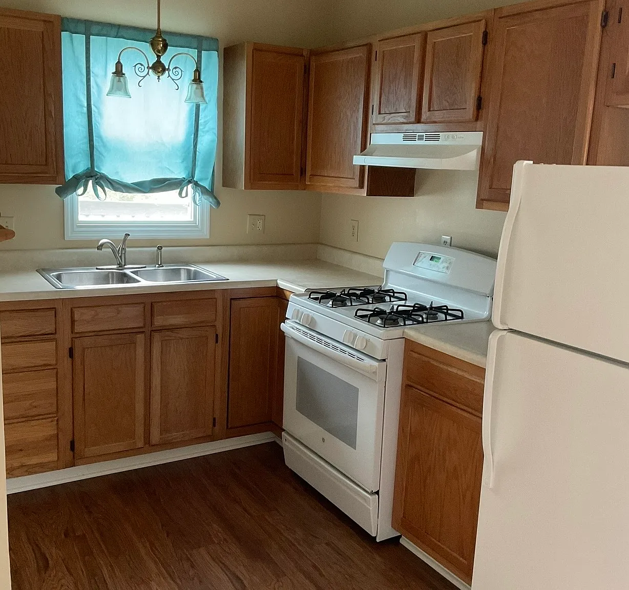 1 bed, 600 sqft, $1,050 — Photo 3