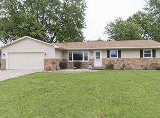 910 Mintler Dr, Mt Zion, IL