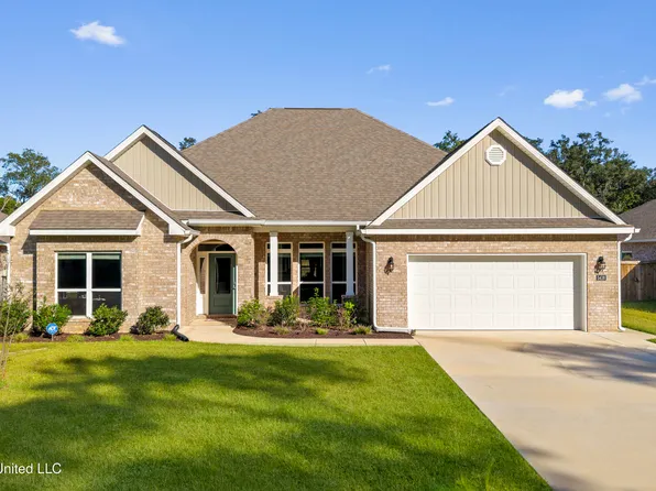 5416 E Belle Fontaine Rd, Ocean Springs, MS 39564