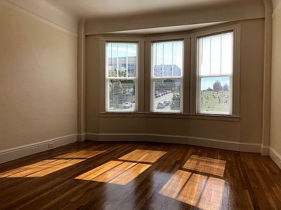 2nd image of 700 Steiner St #303
