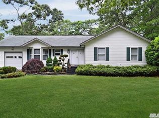 1598 Claas Ave, Holbrook, NY 11741