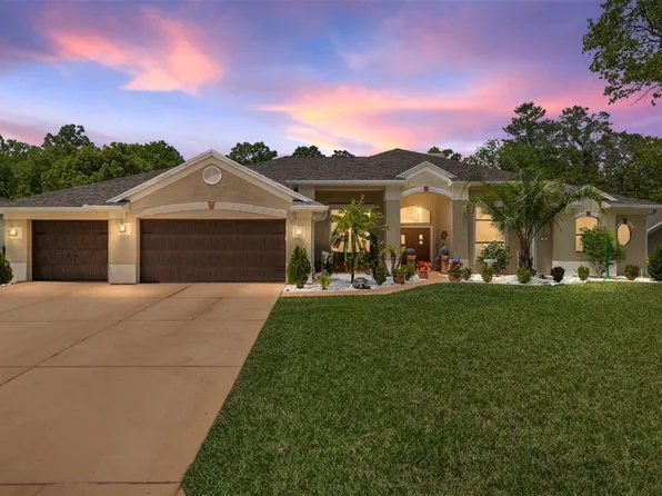 49 Cactus St, Homosassa, FL 34446