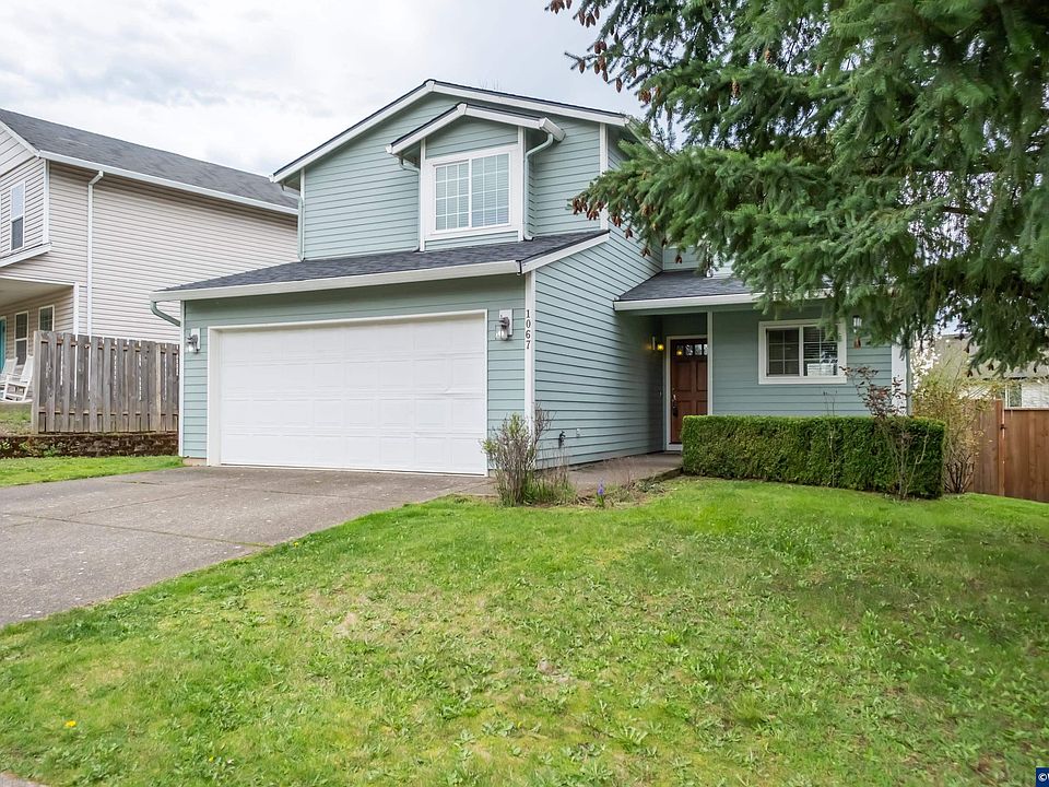1st image of 1067 SW Falcon Crest Dr
