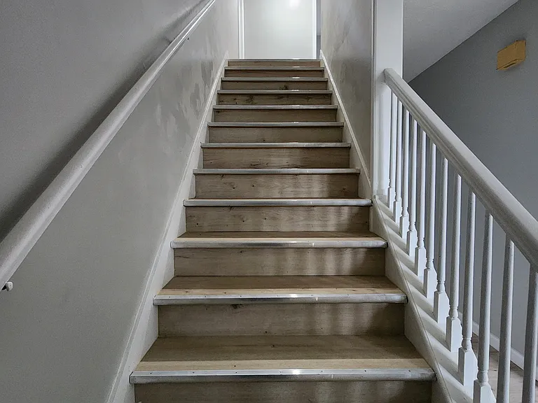 2283 Ayers Dr — Photo 4