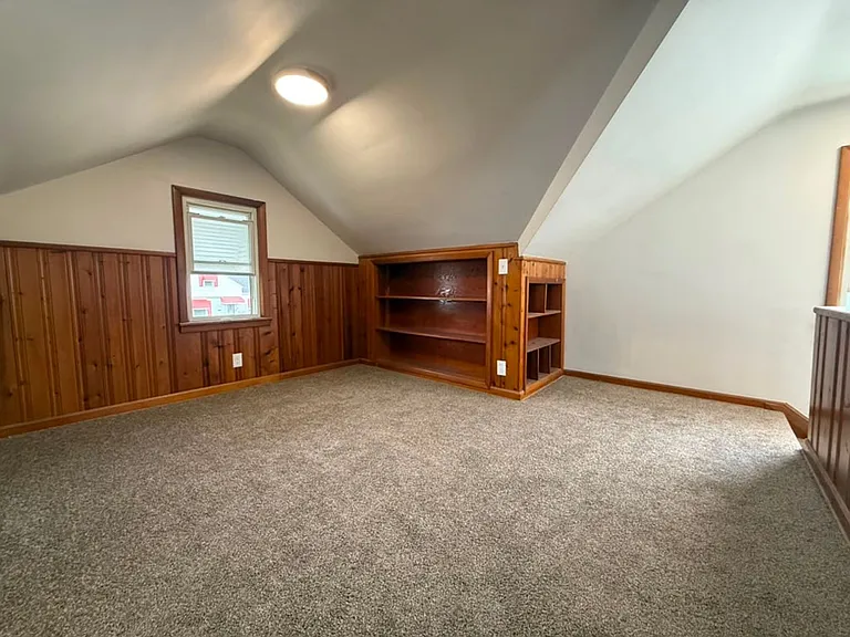 16011 Maplewood Ave — Photo 19
