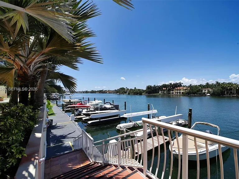 5600 Collins Ave #17G — Photo 14