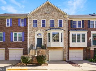 2243 Journet Dr, Dunn Loring, VA 22027