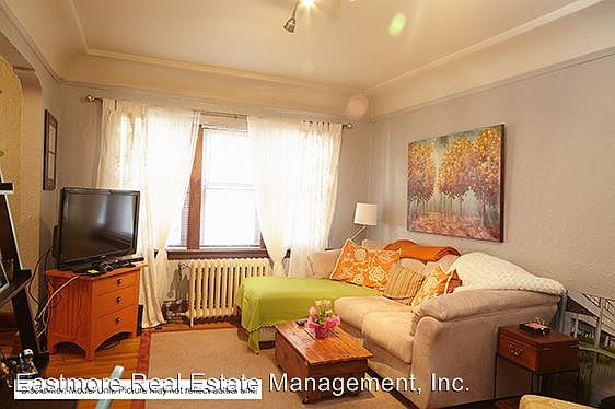 4th image of 1420 E Capitol Dr APT 205