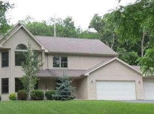 30256 Lake Hills Dr, Burlington, WI