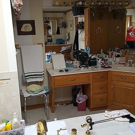 5th image of 205 Cornell Dr