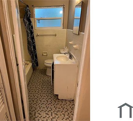 2nd image of 3039 Nolan St
