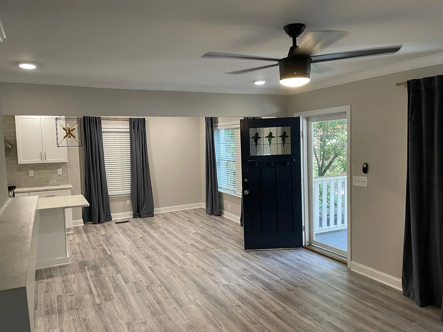 1415 Woodbine Ave SE — Photo 3