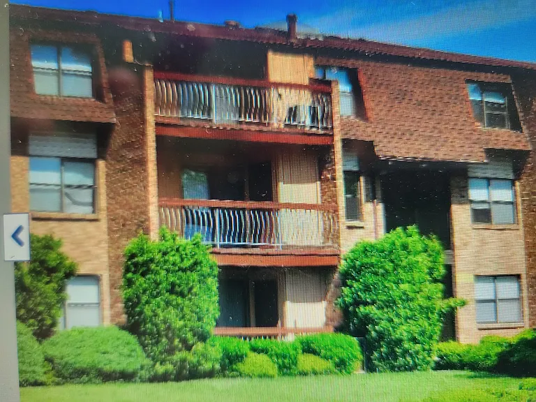 1516 Raspberry Ct #1516 — Photo 1