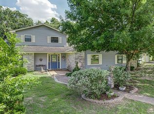 2208 Quail Run, College Station, TX 77845