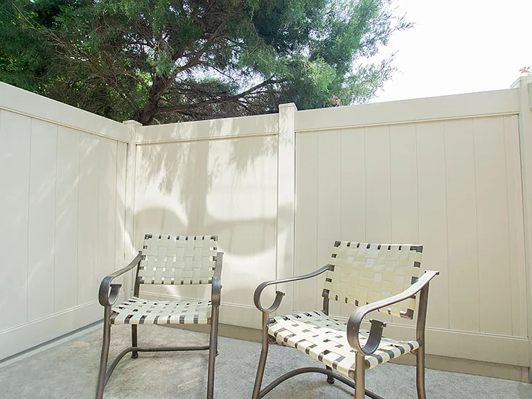Park Oaks — Photo 7