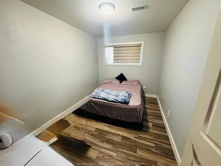 4625 Bunker Ave #LOWER — Photo 8