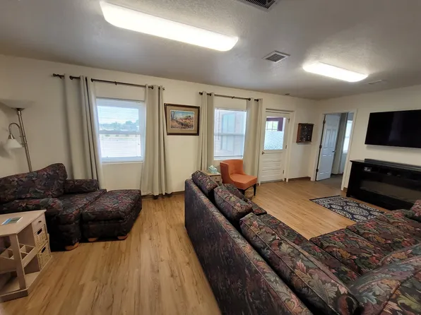 400 Schroeder Dr #A, Wheatland, WY 82201