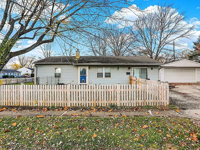 1st image of 8902 Carla Dr