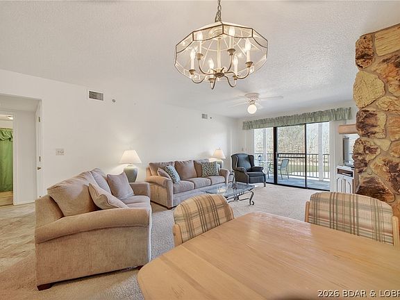 2nd image of 611 Lazy Days Rd APT D1