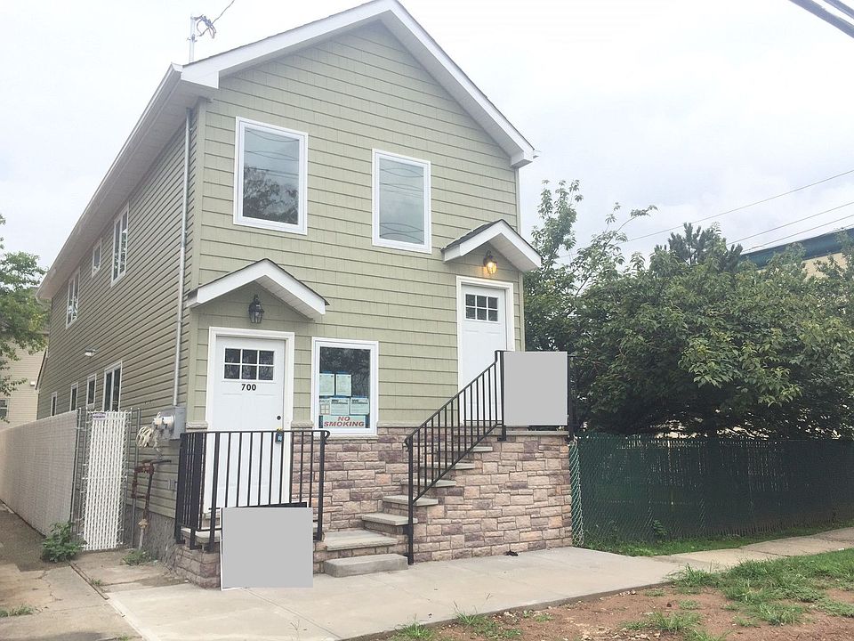 1st image of 700 New Dorp Ln