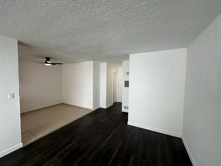 827 S Carondelet St — Photo 3