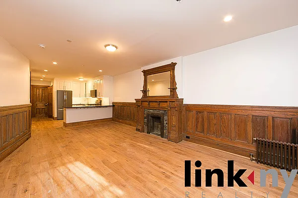 Rented by Link NY Realty | media 22