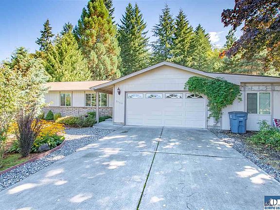 2nd image of 3767 Canyon Cir