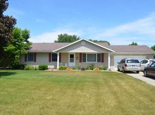 17064 Hawk Ct, Three Rivers, MI 49093