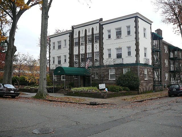 1st image of 2621 Stuart Ave APT 10
