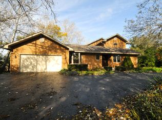 4N226 Walter Rd, Addison, IL 60101