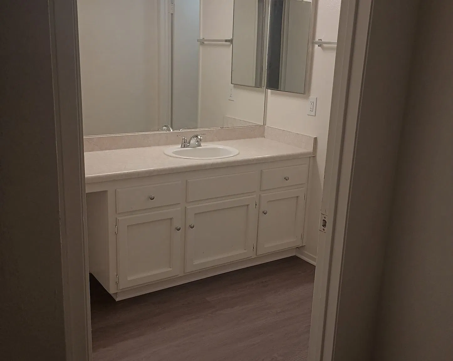 630 Cherry Ln — Photo 4