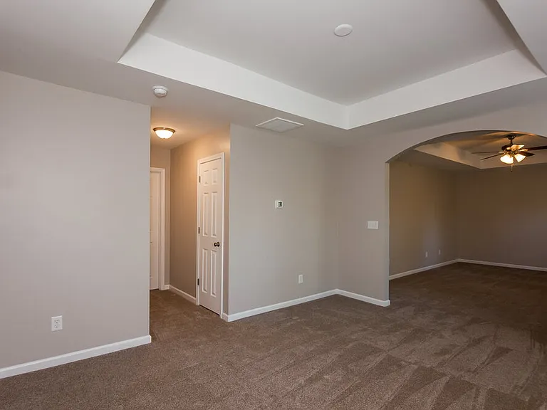 5104 Abercromby St — Photo 10