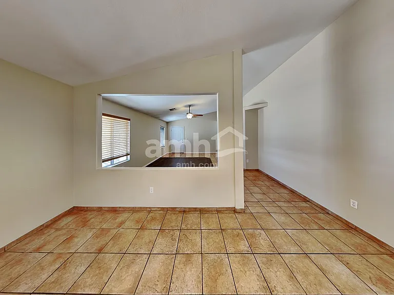 720 S Ithica St — Photo 8