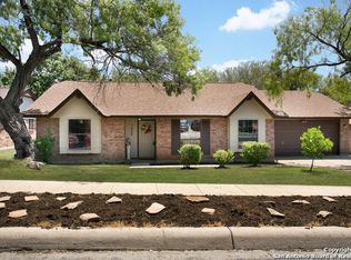 7858 Hawk Trail St, San Antonio, TX 78250