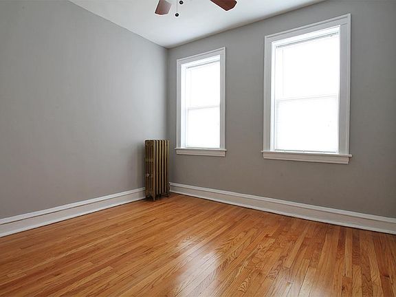 3rd image of 1532 N Austin Blvd APT 9