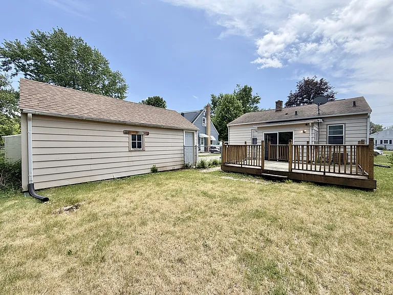 1353 Euclid Ave — Photo 22