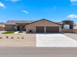 1680 E Hammer Ln, Fort Mohave, AZ 86426