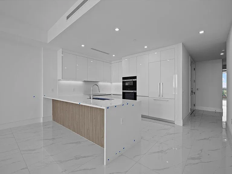 220 Lake Shore Dr #804 — Photo 4