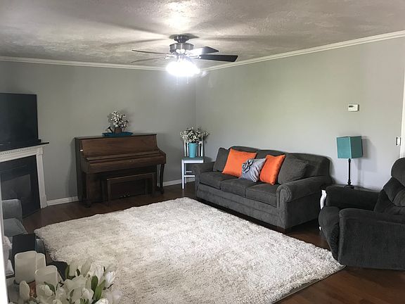2nd image of 4711 N 495 W