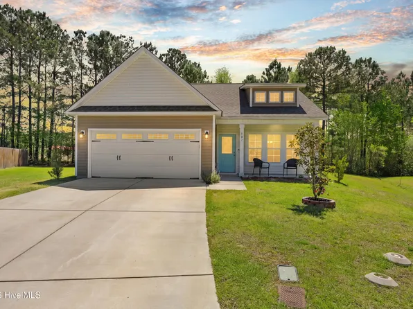 107 Clymer Court, Hubert, NC 28539