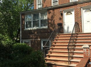 7-03 119th St, College Point, NY 11356