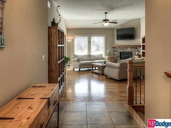 4th image of 113 Oakmont Dr