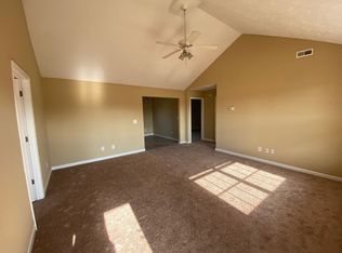 2605 Ridgewood Dr, Christiana, TN 37037