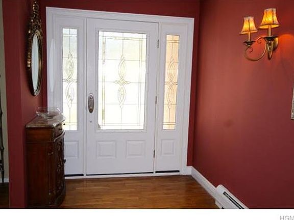4th image of 6 Fairmont Ter