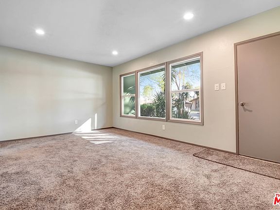 3rd image of 1206 Holly Vista Blvd