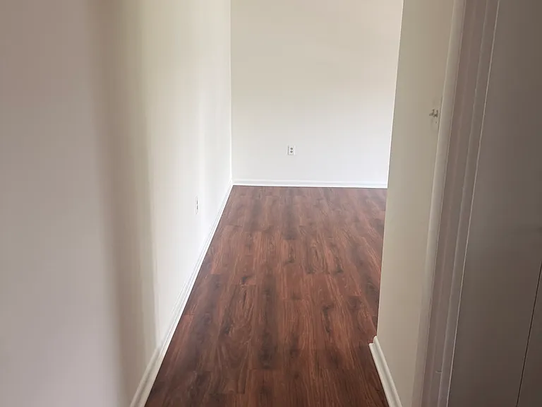 2842 Dover Ln #304 — Photo 3